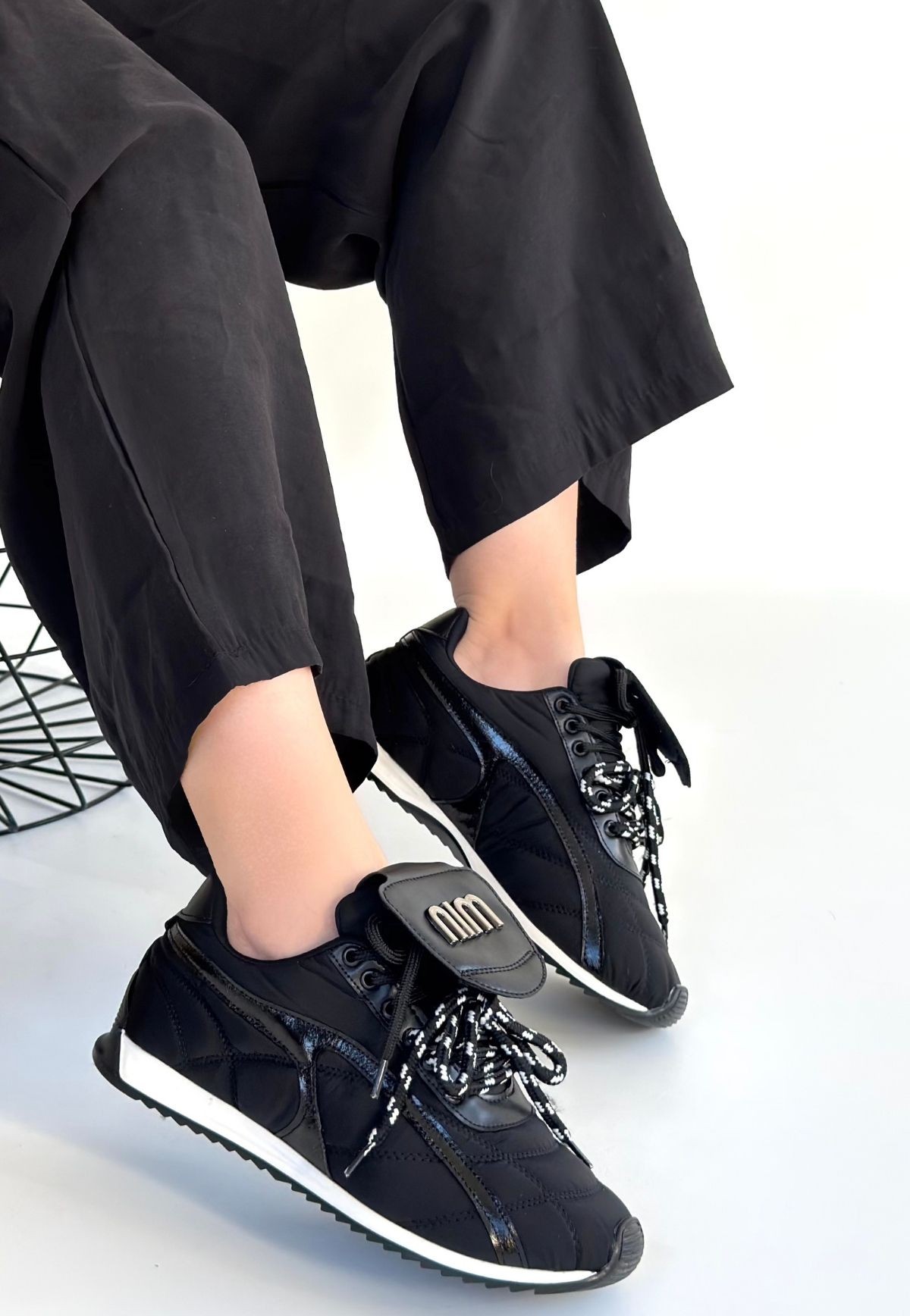 Dissa Siyah Cilt Bağcıklı Paraşüt Detaylı Spor Ayakkabı