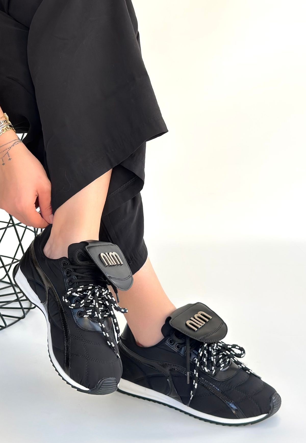 Dissa Siyah Cilt Bağcıklı Paraşüt Detaylı Spor Ayakkabı