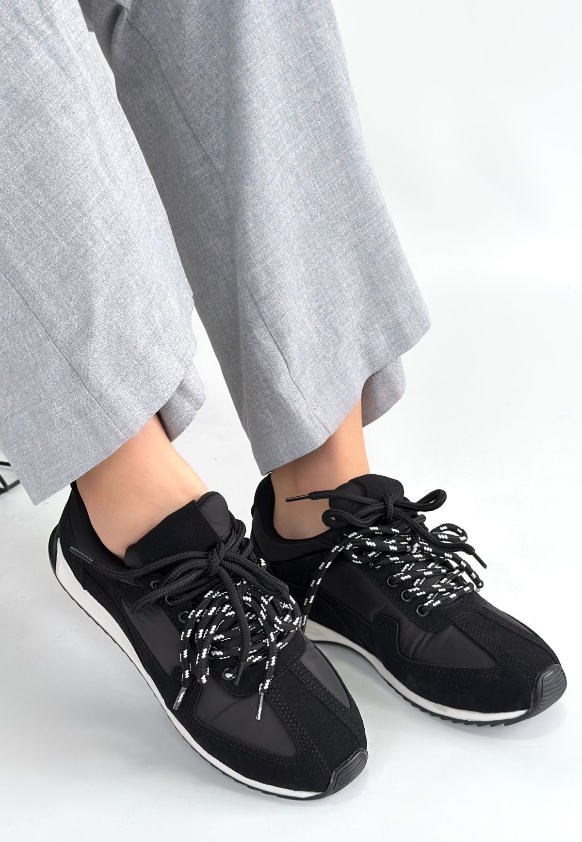 Jeat Siyah Nubuk Bağcıklı Spor Ayakkabı