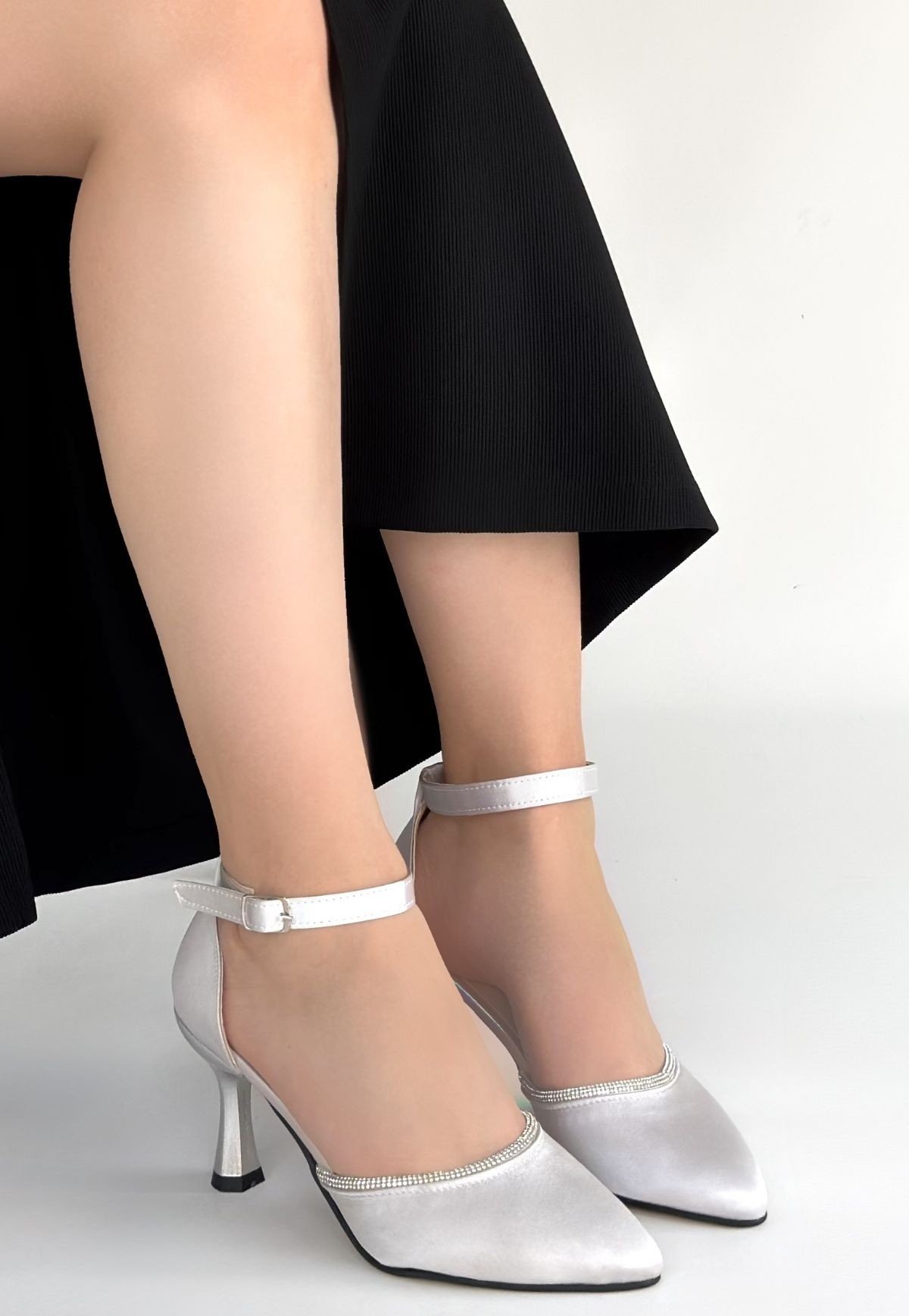 Mejja Gri Saten Topuklu Ayakkabı