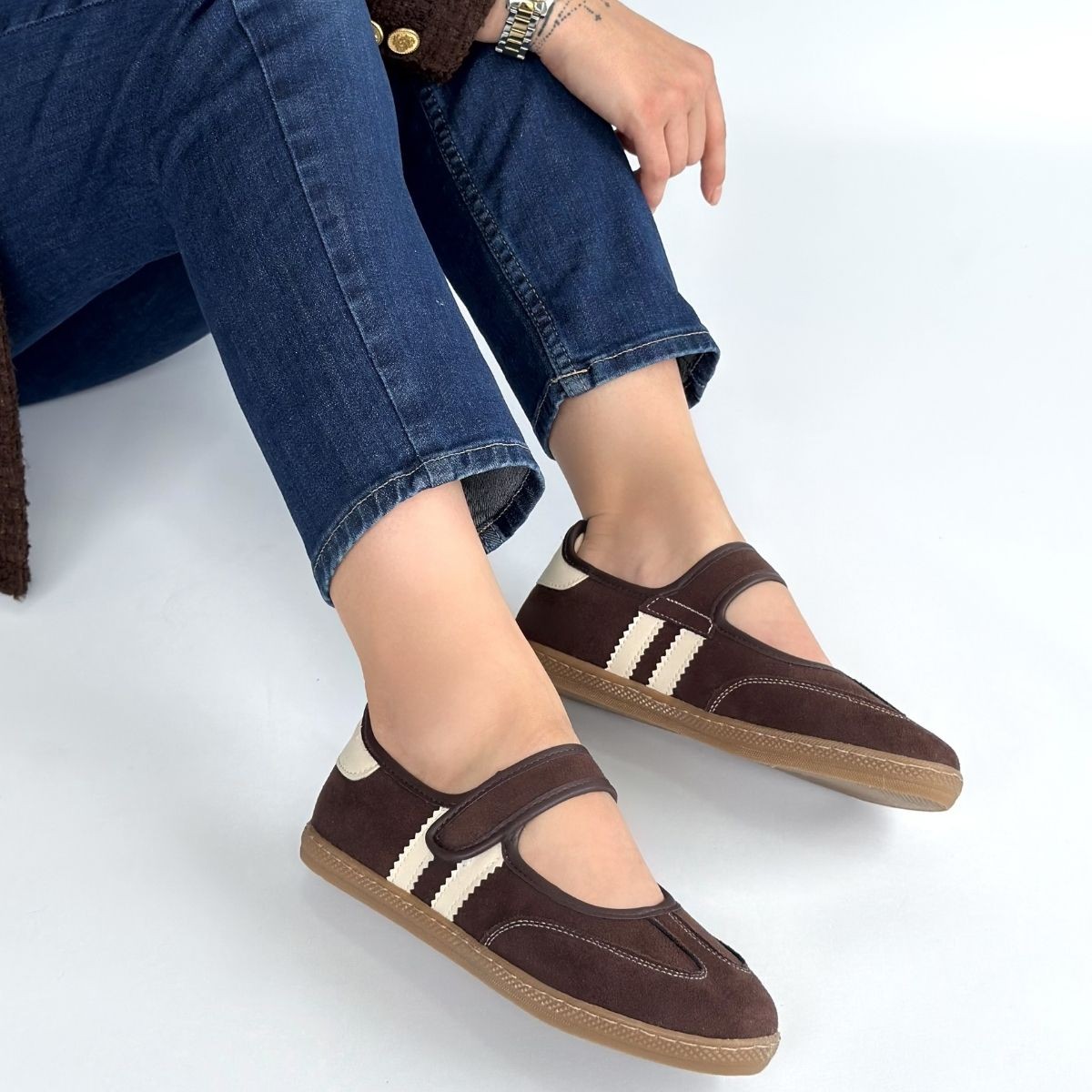 Menja Kahverengi Süet Cırt Cırtlı Babet Ayakkabı