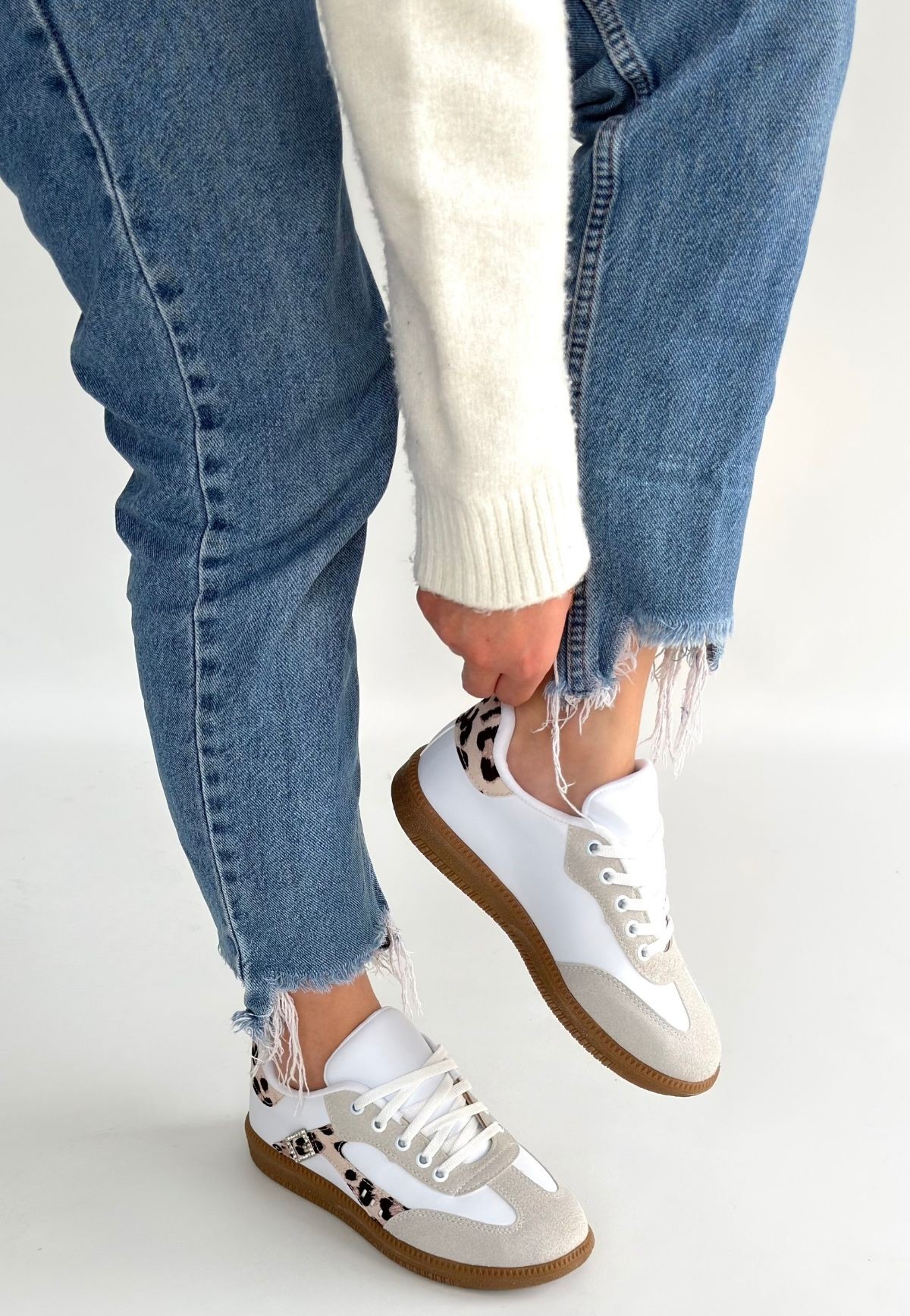 Mier Beyaz Cilt Bağcıklı Spor Ayakkabı