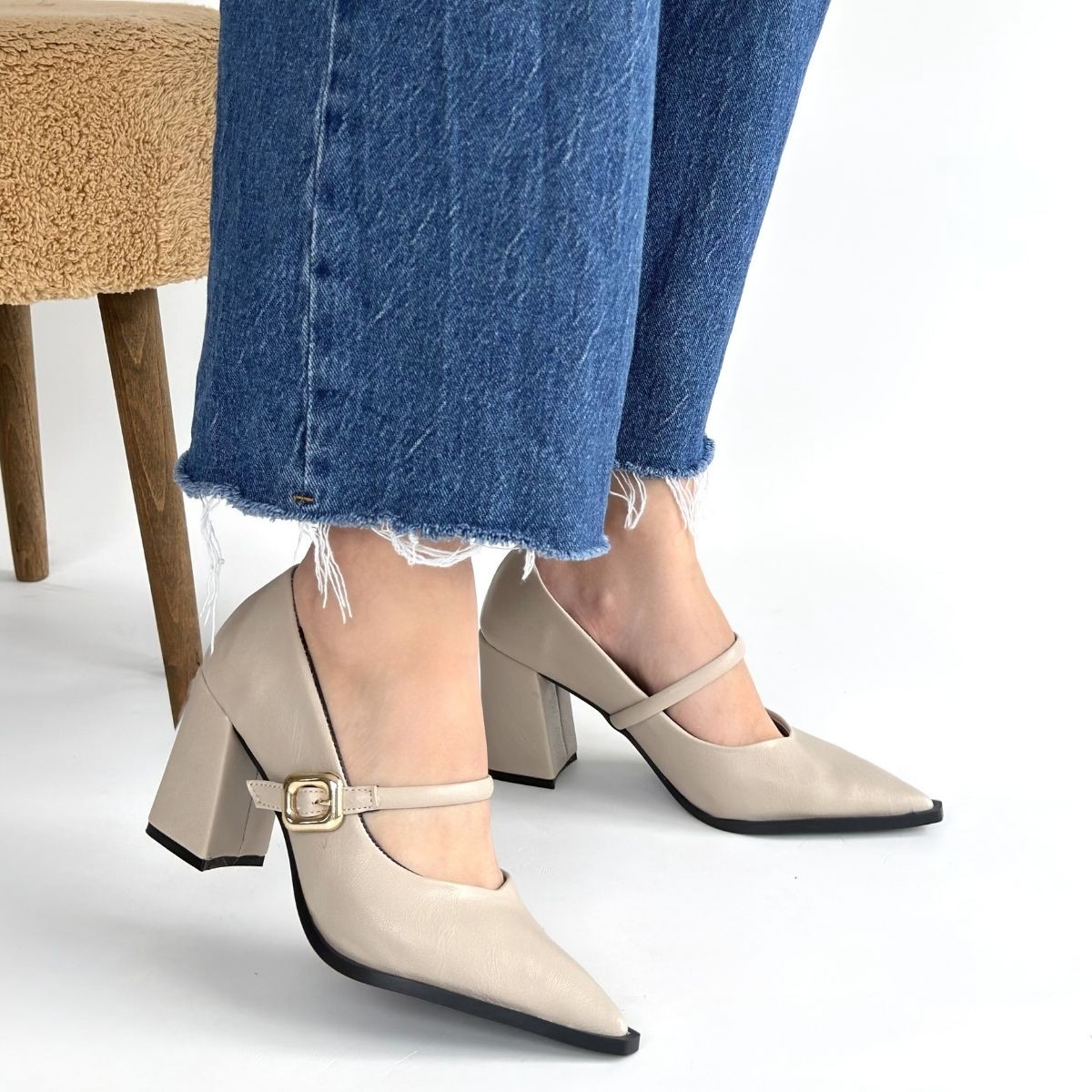 Nıvra Bej Cilt Topuklu Ayakkabı