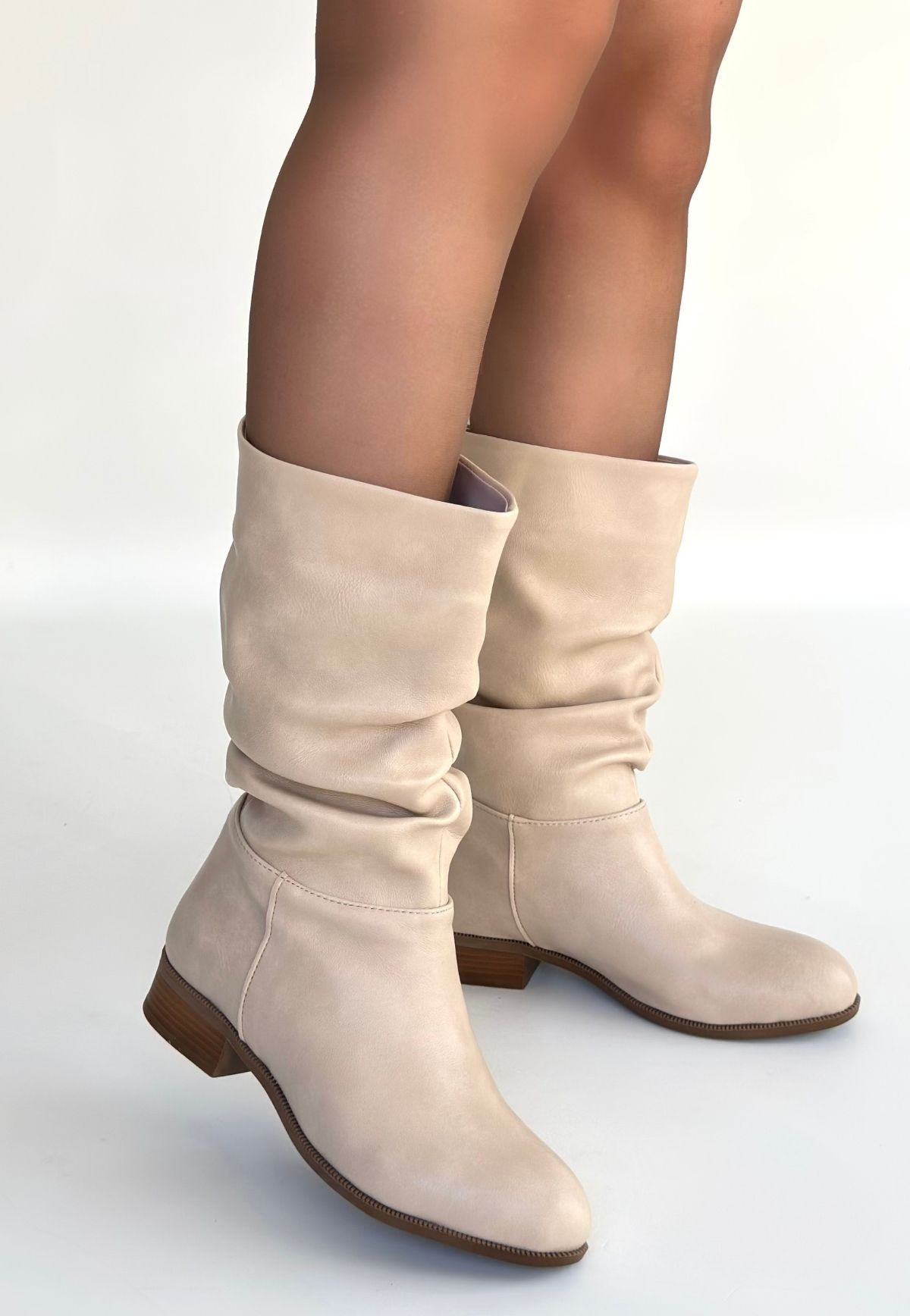 Plod Bej Cilt Körüklü Çizme