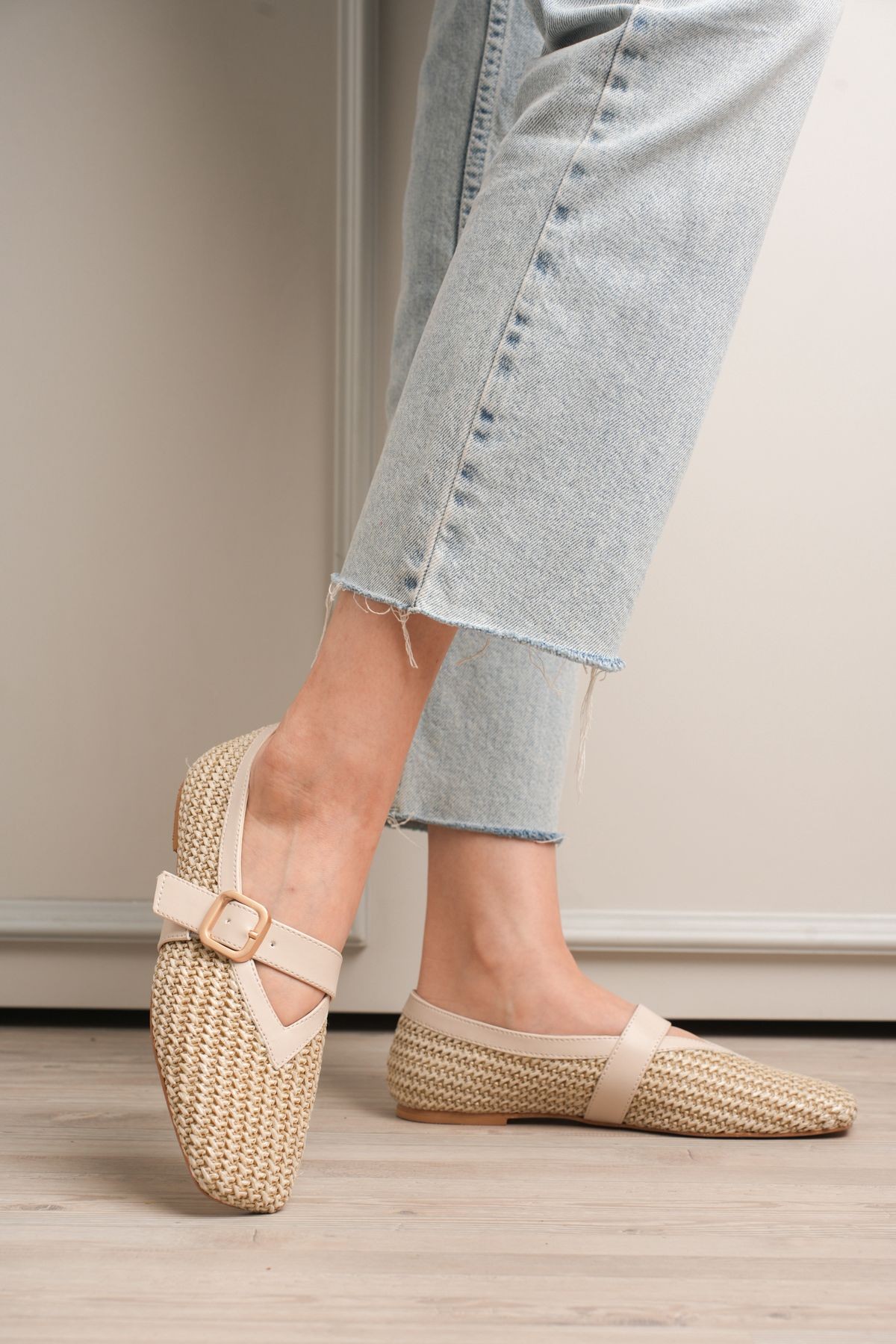 Ponti Bej Cilt Hasır Detaylı Babet Ayakkabı