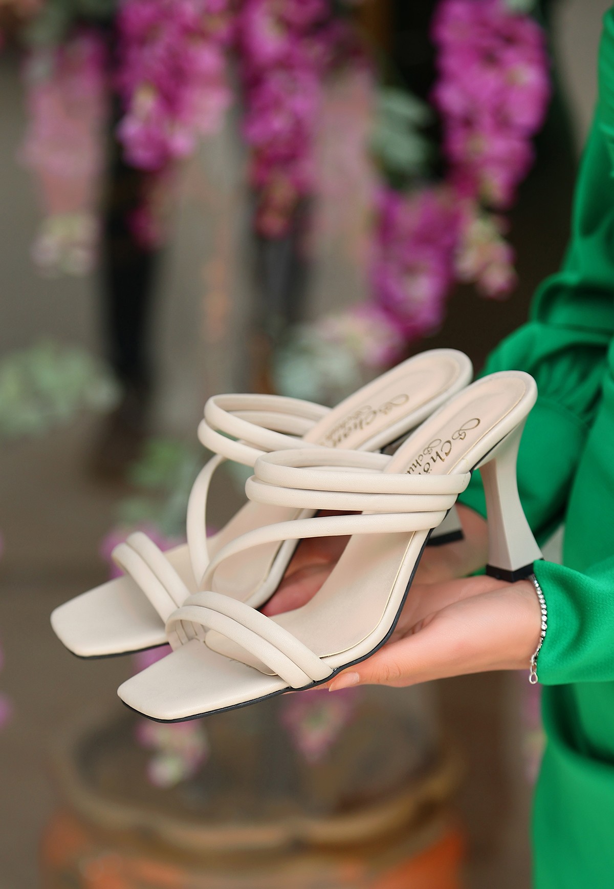 Sarax Ten Cilt Topuklu Terlik