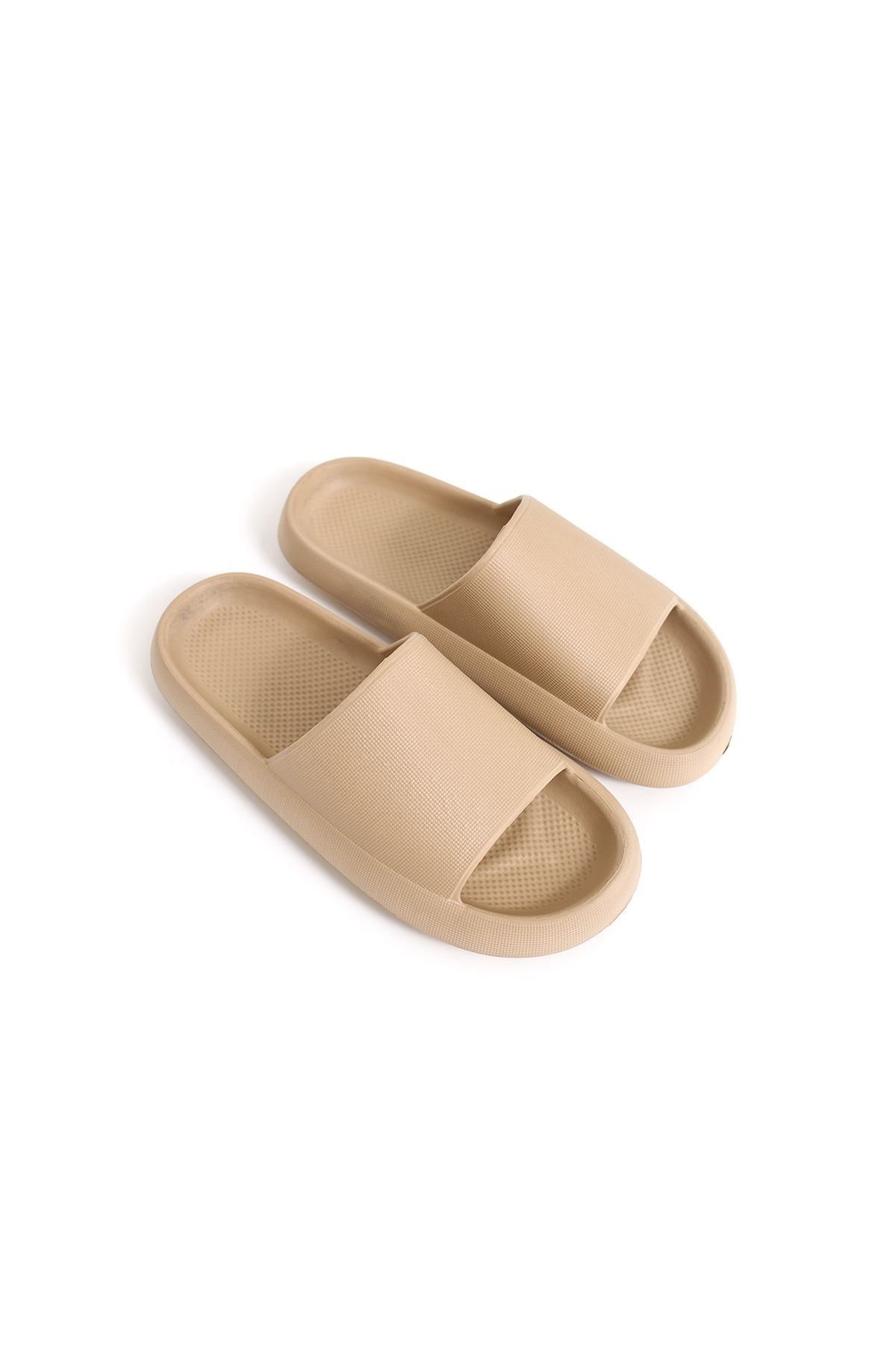 TRL001 Polyurethane Female Slipper BEJ