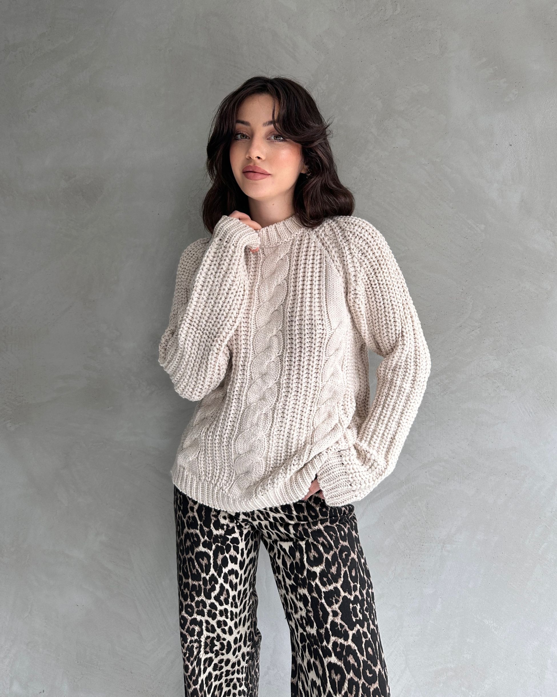 Bicycle Collar Knit Patterned Knit Sweater