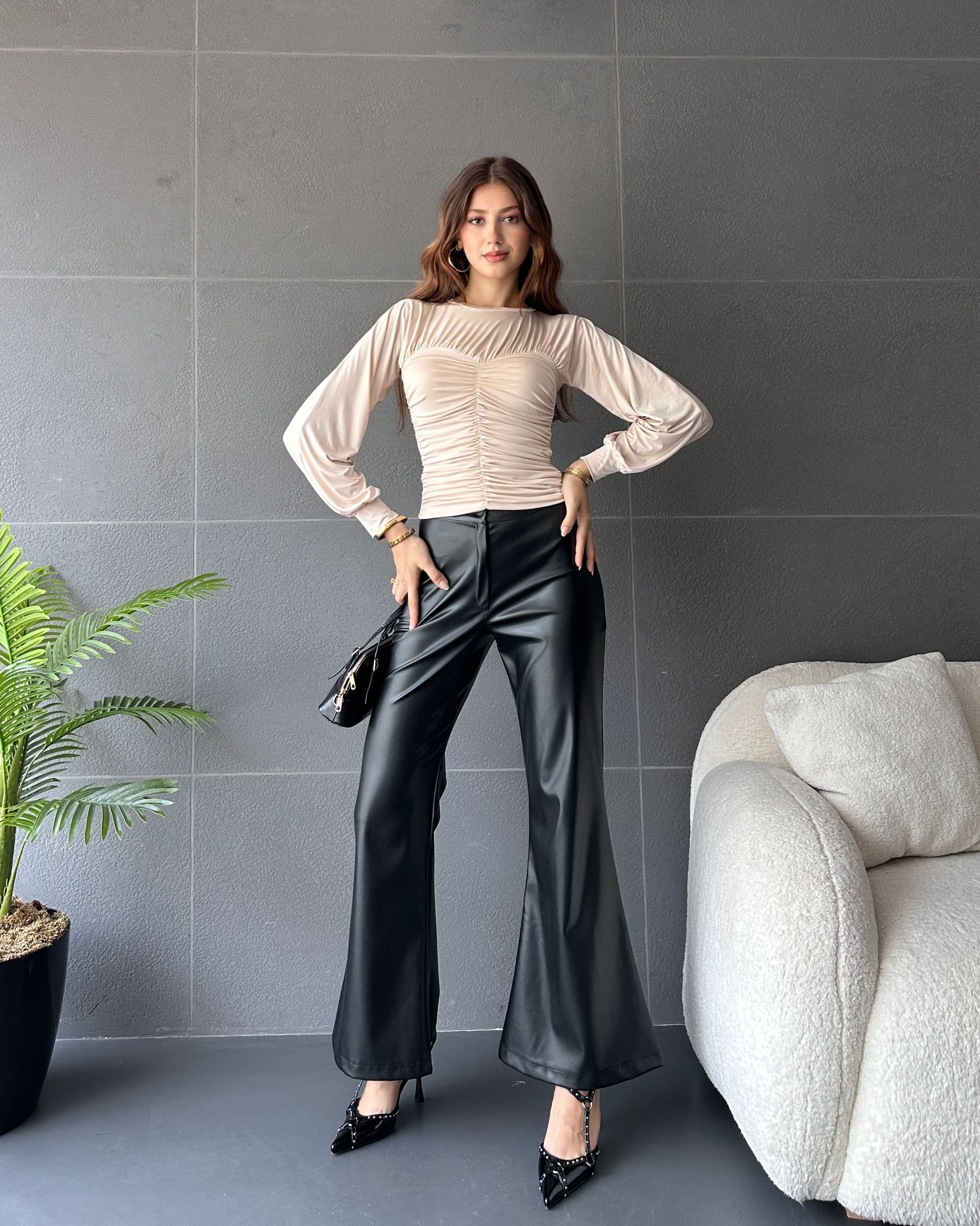 Bisiklet Yaka Drape Detaylı Bluz