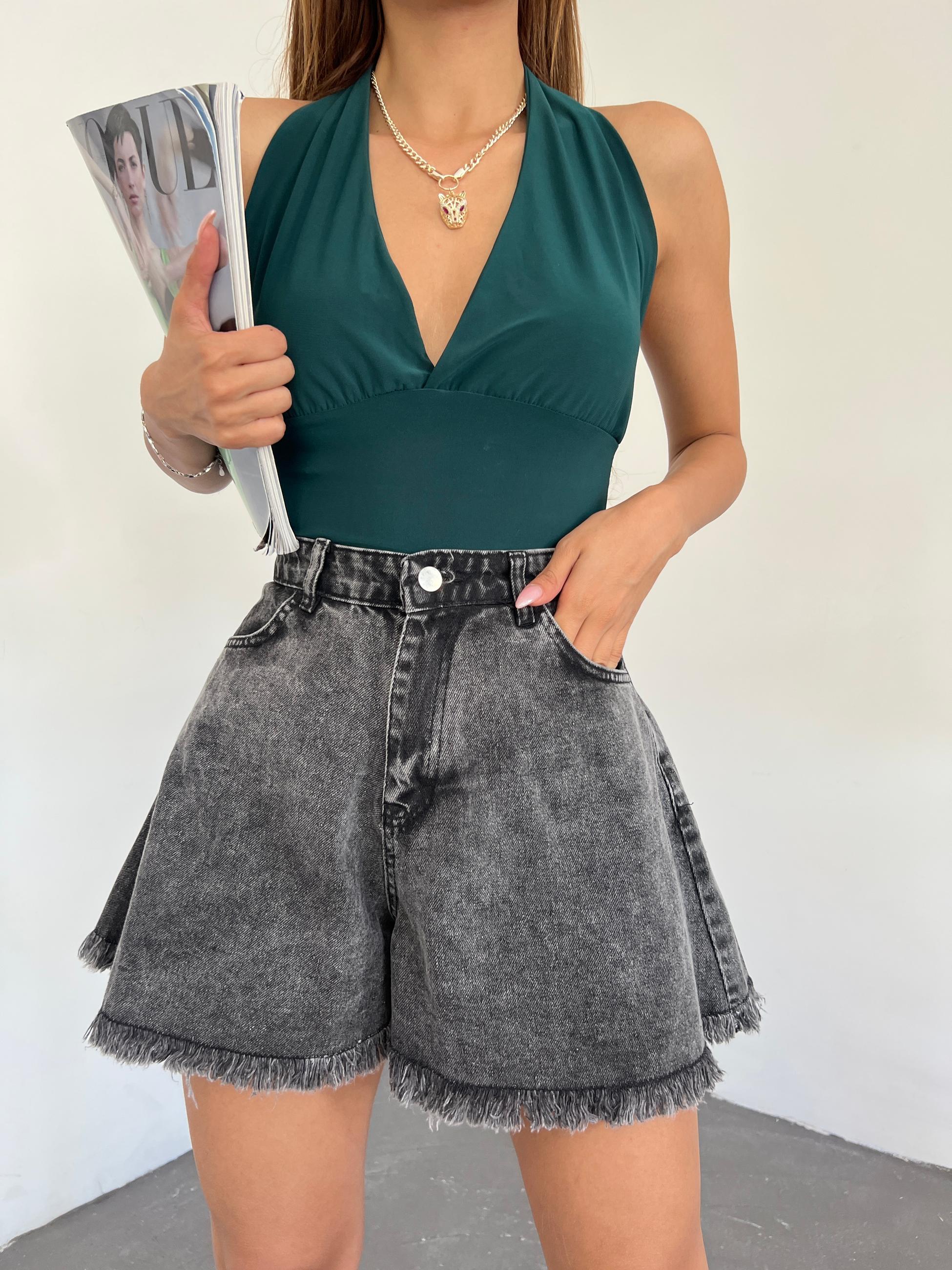 Large Leg Tassel Denim Shorts
