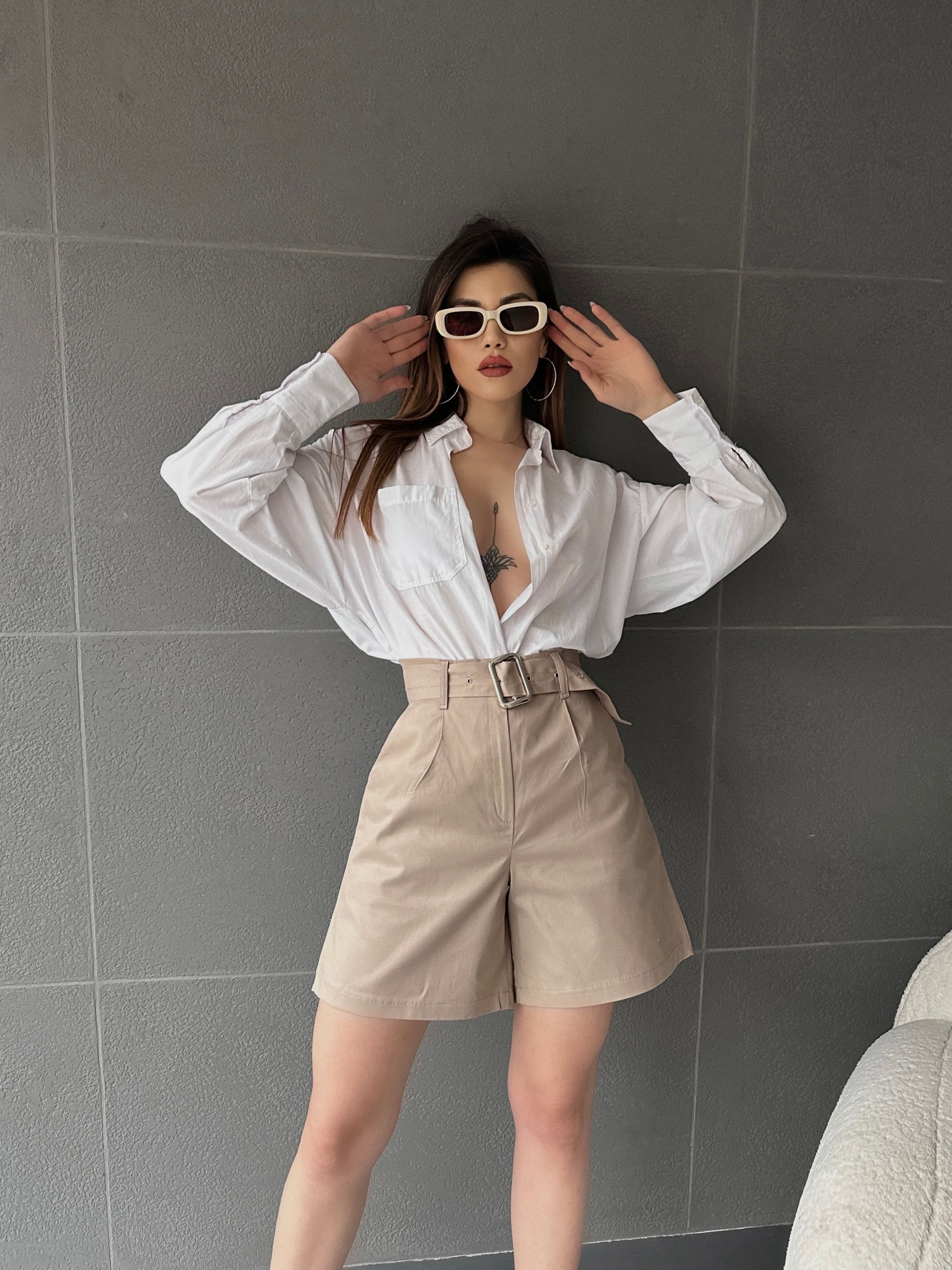 Kuş Gözü Kemerli Geniş Paçalı Mom Şort