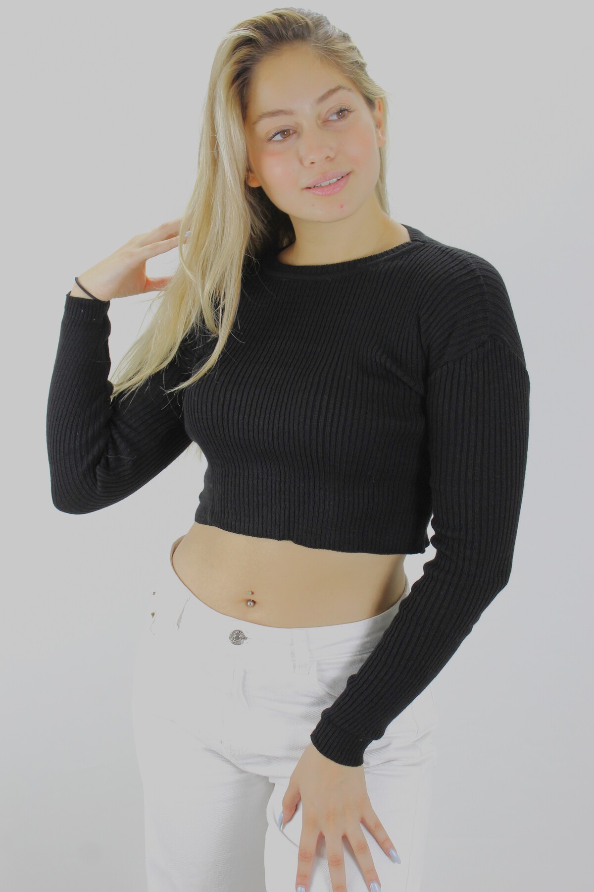 Crop Sweater Black - 1352.55